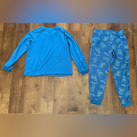 Disneys stitch 2 two piece pajama set women sz small - Picture 10 of 11